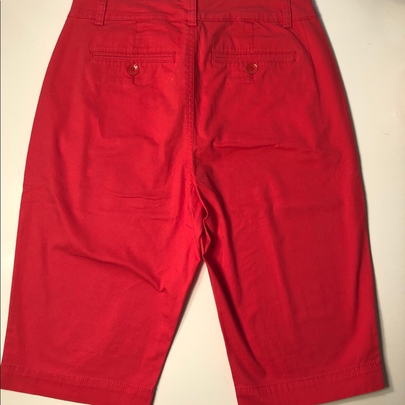 Red “Bandolino” Shorts - Picture 3 of 5